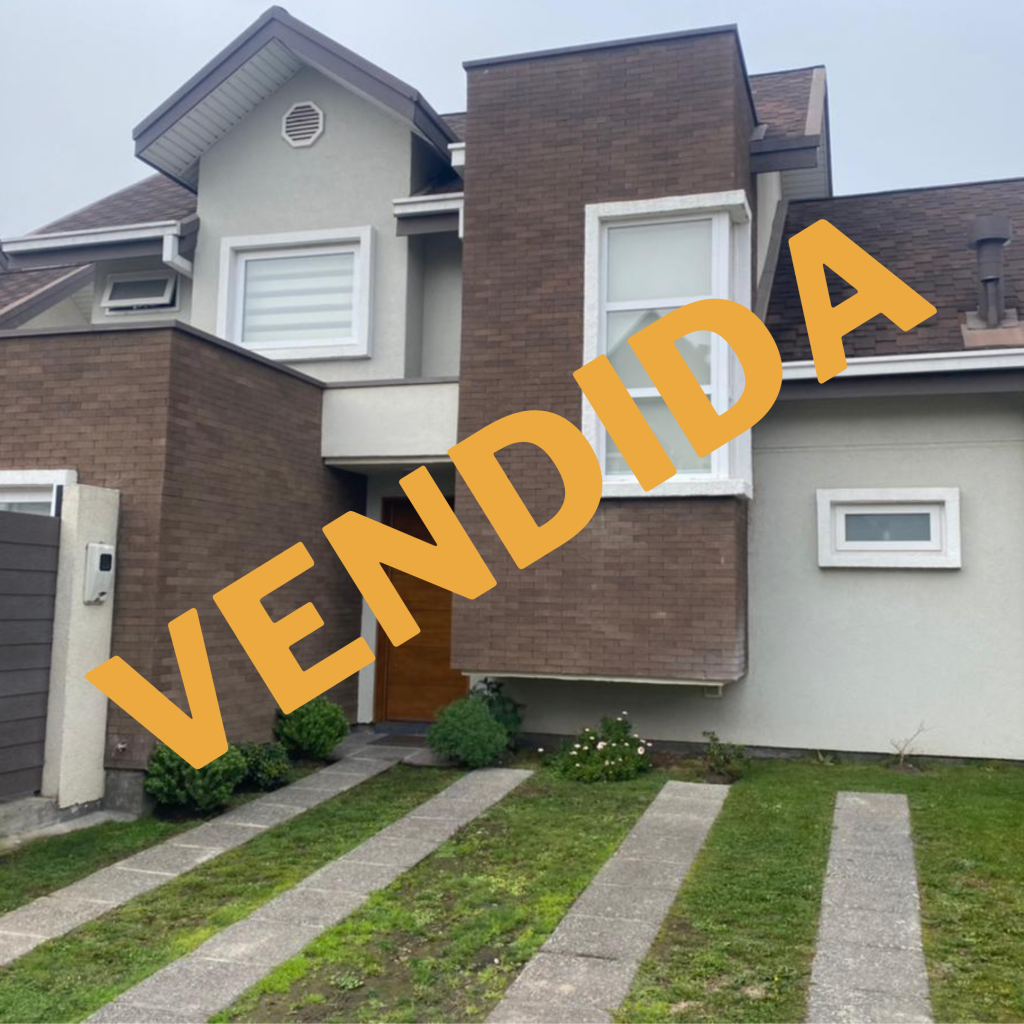 Se vende Casa en Condominio Jardín Paulista, sector Quilamapu, Chillán