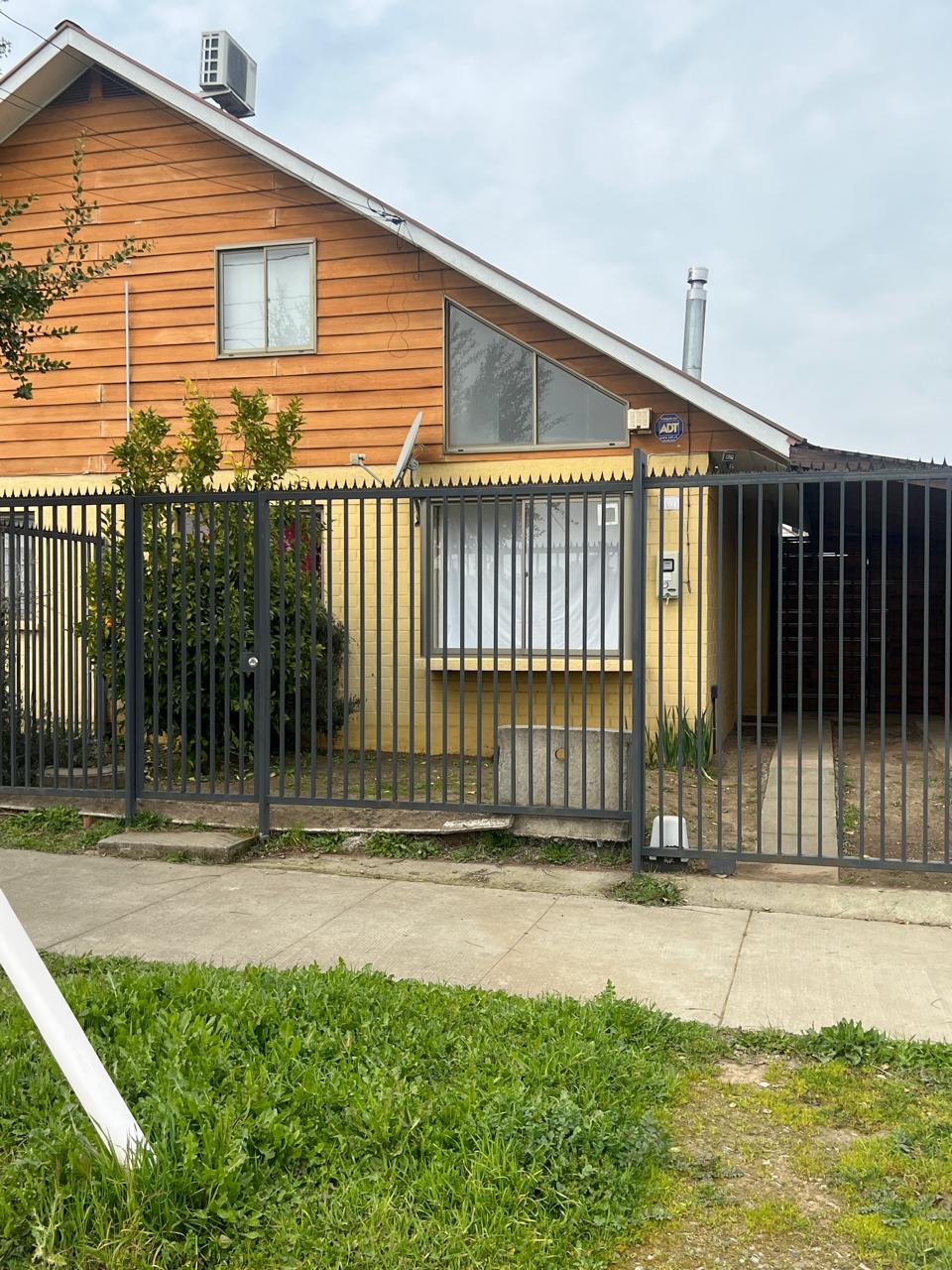 SE VENDE CASA EN HACIENDA ÑUBLE, PARQUE LANTAÑO CHILLÁN